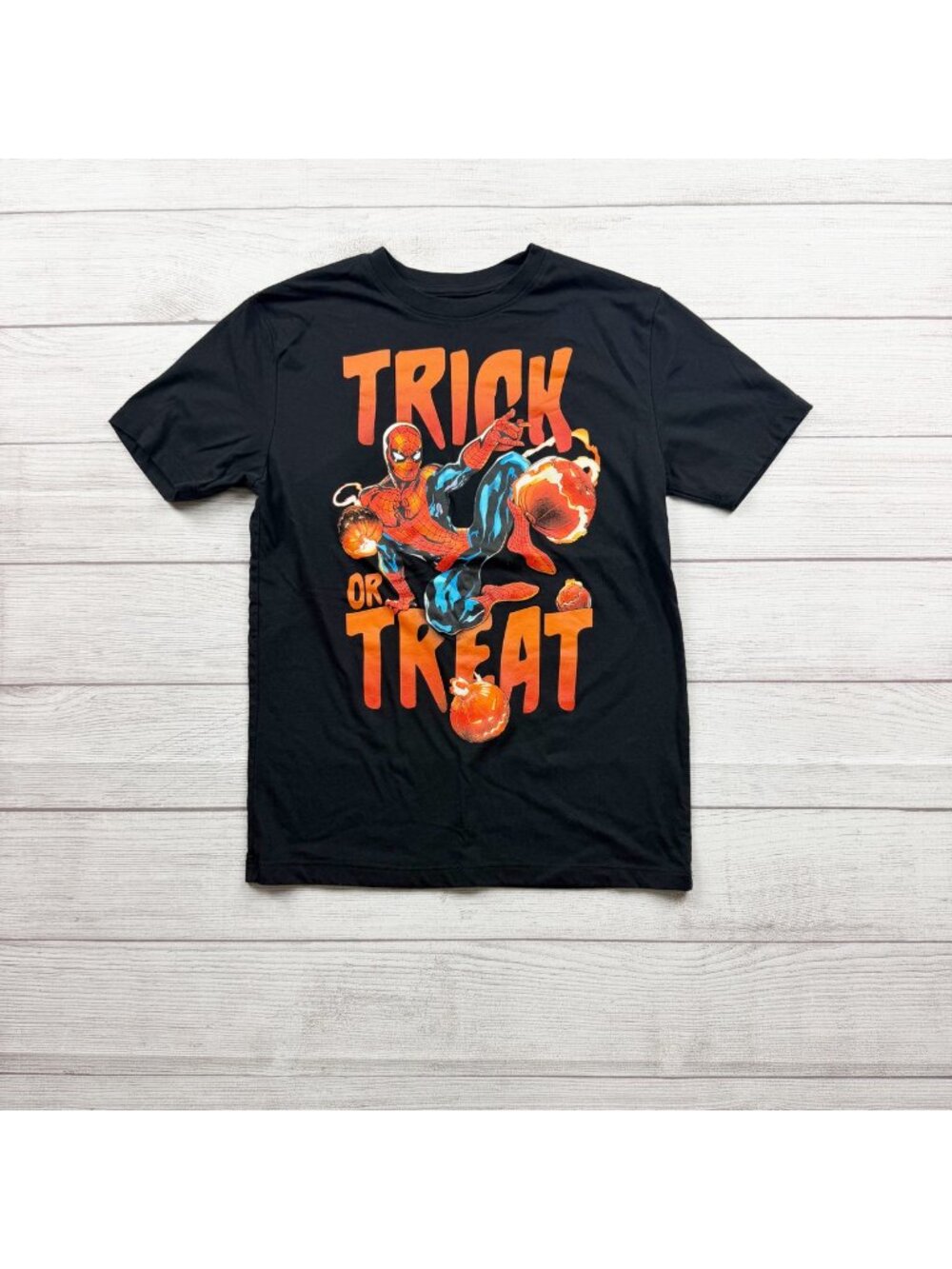 Marvel SpiderMan Trick Or Treat Graphic Black T-Shirt Boys L